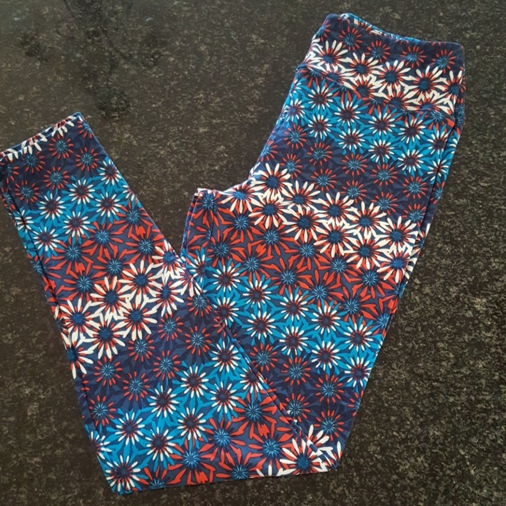 Lularoe Americana Collection OS leggings